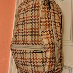 COPY - Burton weatherproof snowboarding backpack